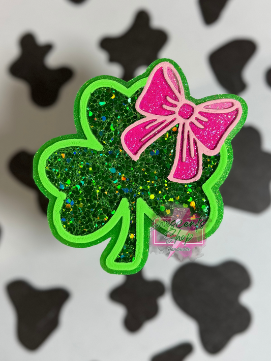 Clover With Bow