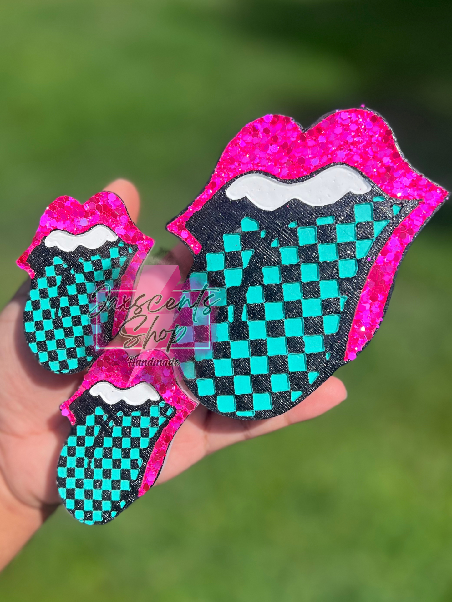 Checkered Tongue