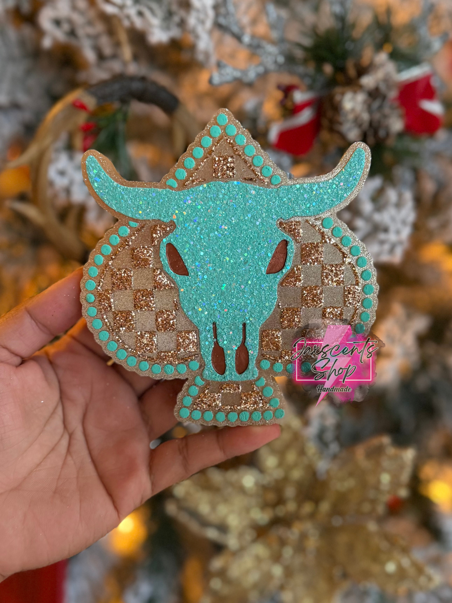 Checkered Spade Bull