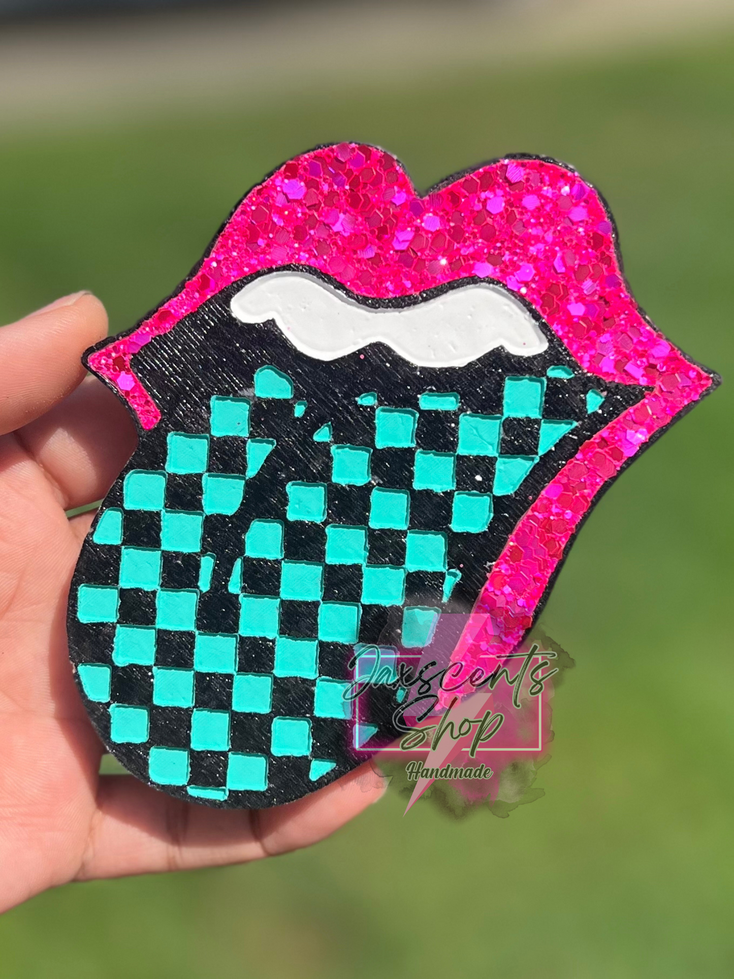 Checkered Tongue