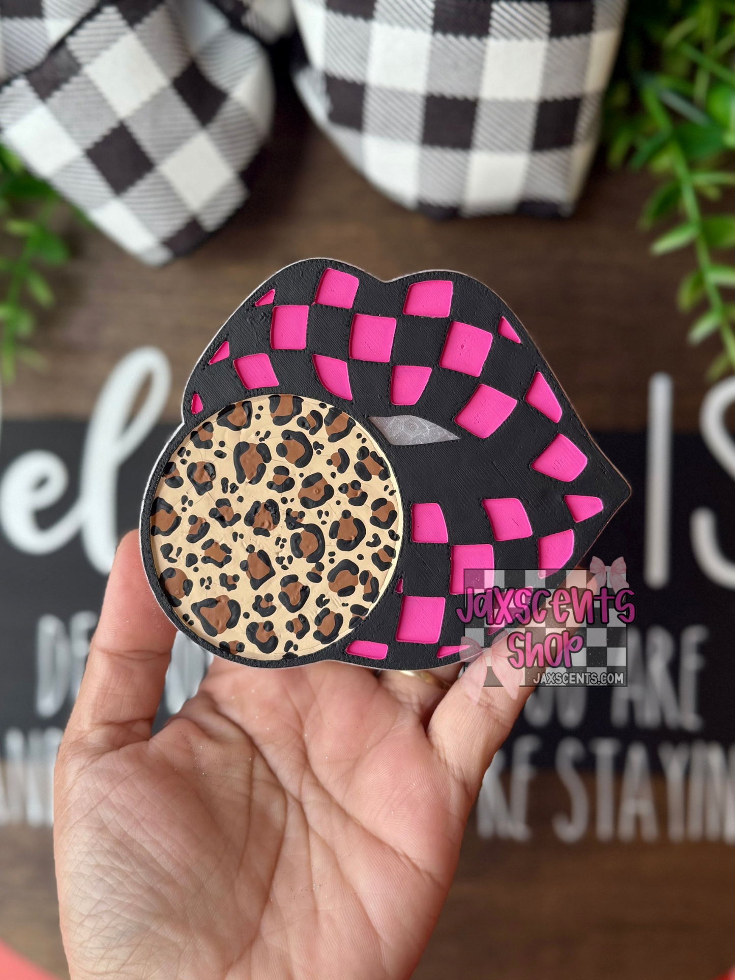 Checkered Lips With Bubblegum Car Freshie